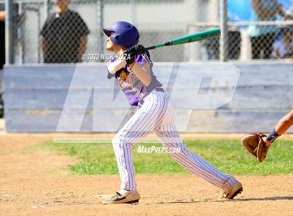 Thumbnail 3 in Firebaugh vs. Lynwood photogallery.
