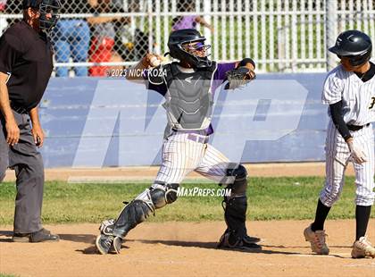 Thumbnail 2 in Firebaugh vs. Lynwood photogallery.