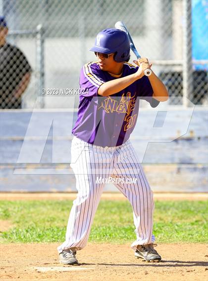 Thumbnail 3 in Firebaugh vs. Lynwood photogallery.