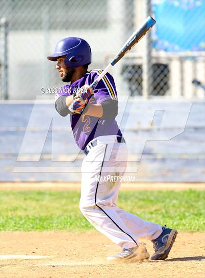 Thumbnail 3 in Firebaugh vs. Lynwood photogallery.