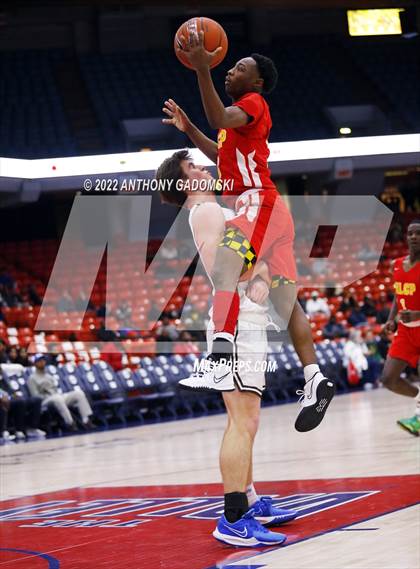 Thumbnail 1 in North Lawndale vs. Chicago Mt. Carmel (Chicago Elite Classic) photogallery.