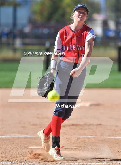 Thumbnail 2 in Lakewood vs. Chaparral (CHSAA 5A State - 1st Round) photogallery.