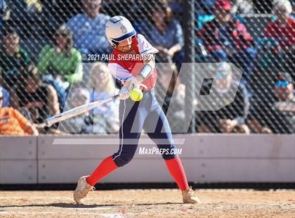 Thumbnail 3 in Lakewood vs. Chaparral (CHSAA 5A State - 1st Round) photogallery.