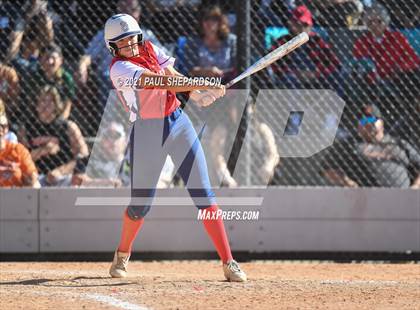 Thumbnail 3 in Lakewood vs. Chaparral (CHSAA 5A State - 1st Round) photogallery.