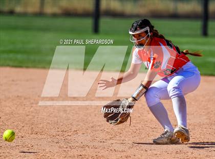 Thumbnail 1 in Lakewood vs. Chaparral (CHSAA 5A State - 1st Round) photogallery.