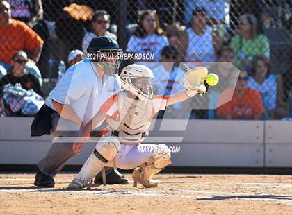 Thumbnail 2 in Lakewood vs. Chaparral (CHSAA 5A State - 1st Round) photogallery.