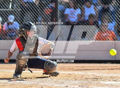Thumbnail 3 in Lakewood vs. Chaparral (CHSAA 5A State - 1st Round) photogallery.