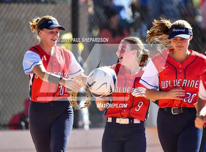 Thumbnail 3 in Lakewood vs. Chaparral (CHSAA 5A State - 1st Round) photogallery.