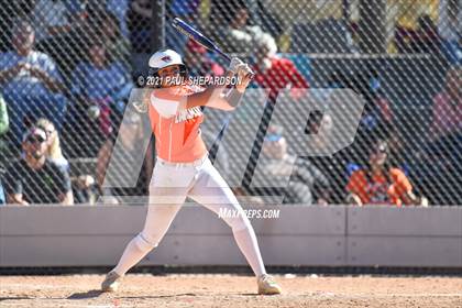 Thumbnail 3 in Lakewood vs. Chaparral (CHSAA 5A State - 1st Round) photogallery.