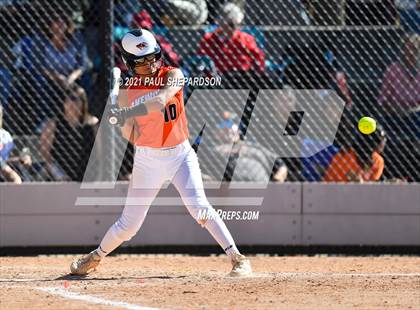 Thumbnail 3 in Lakewood vs. Chaparral (CHSAA 5A State - 1st Round) photogallery.