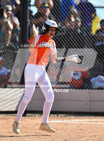 Thumbnail 1 in Lakewood vs. Chaparral (CHSAA 5A State - 1st Round) photogallery.
