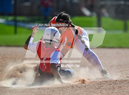 Thumbnail 2 in Lakewood vs. Chaparral (CHSAA 5A State - 1st Round) photogallery.