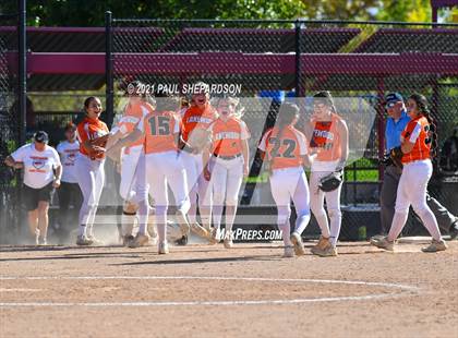 Thumbnail 3 in Lakewood vs. Chaparral (CHSAA 5A State - 1st Round) photogallery.