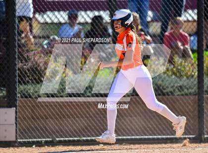 Thumbnail 3 in Lakewood vs. Chaparral (CHSAA 5A State - 1st Round) photogallery.
