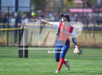 Thumbnail 1 in Lakewood vs. Chaparral (CHSAA 5A State - 1st Round) photogallery.