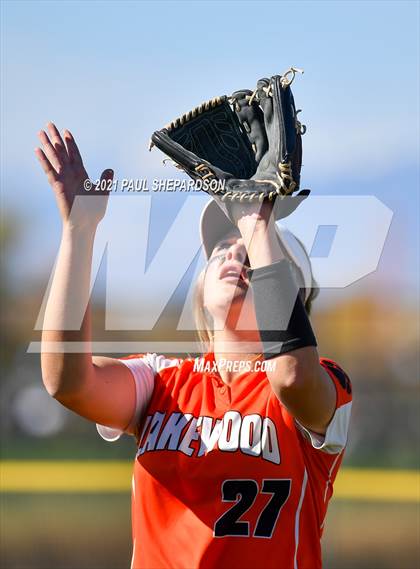 Thumbnail 1 in Lakewood vs. Chaparral (CHSAA 5A State - 1st Round) photogallery.