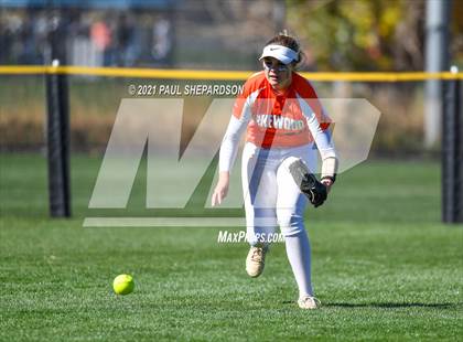 Thumbnail 1 in Lakewood vs. Chaparral (CHSAA 5A State - 1st Round) photogallery.