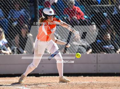 Thumbnail 3 in Lakewood vs. Chaparral (CHSAA 5A State - 1st Round) photogallery.