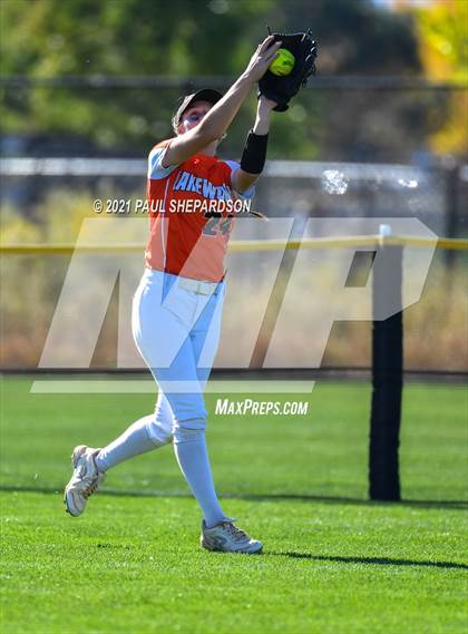 Thumbnail 1 in Lakewood vs. Chaparral (CHSAA 5A State - 1st Round) photogallery.