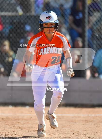 Thumbnail 1 in Lakewood vs. Chaparral (CHSAA 5A State - 1st Round) photogallery.