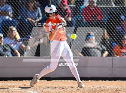 Thumbnail 3 in Lakewood vs. Chaparral (CHSAA 5A State - 1st Round) photogallery.