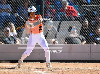 Thumbnail 3 in Lakewood vs. Chaparral (CHSAA 5A State - 1st Round) photogallery.