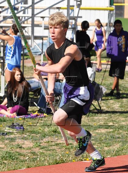 Thumbnail 3 in 55th Bloomfield Invitational photogallery.