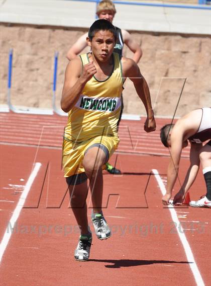 Thumbnail 1 in 55th Bloomfield Invitational photogallery.