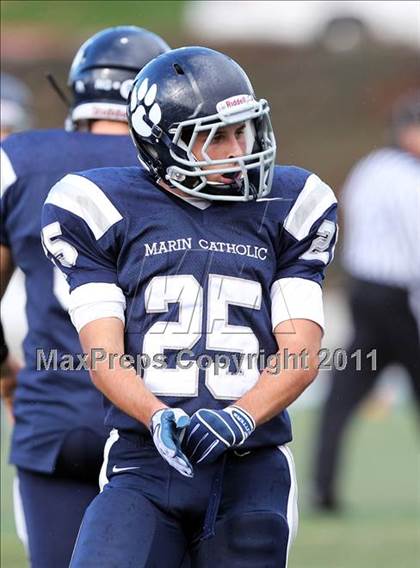Thumbnail 2 in San Rafael vs. Marin Catholic (CIF NCS D3 Playoffs) photogallery.