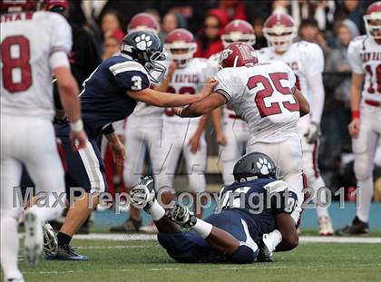Thumbnail 1 in San Rafael vs. Marin Catholic (CIF NCS D3 Playoffs) photogallery.