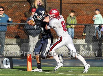 Thumbnail 3 in San Rafael vs. Marin Catholic (CIF NCS D3 Playoffs) photogallery.