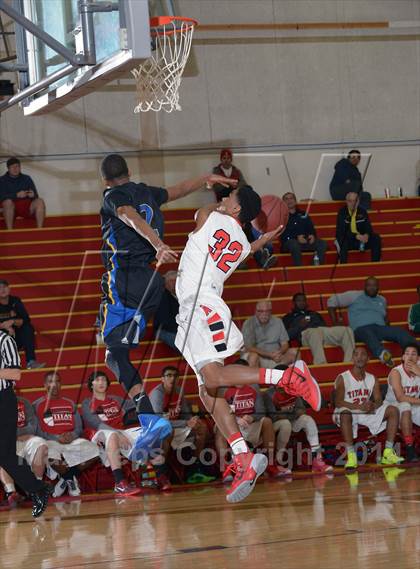 Thumbnail 2 in Newark Memorial vs Antelope (Father Kelly Tribute) photogallery.