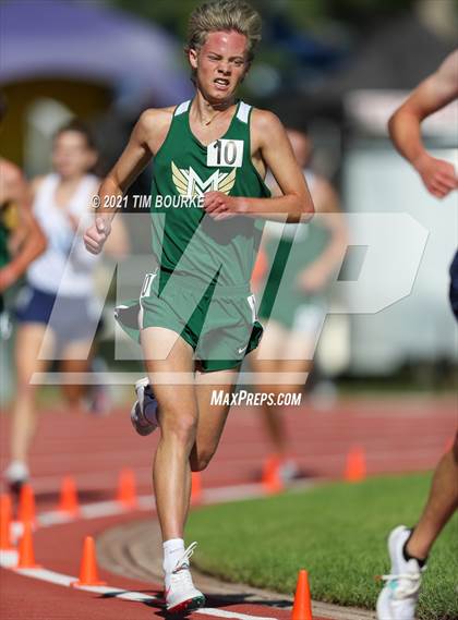 Thumbnail 1 in CHSAA 5A Championships (3200m Finals) photogallery.