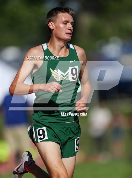 Thumbnail 3 in CHSAA 5A Championships (3200m Finals) photogallery.