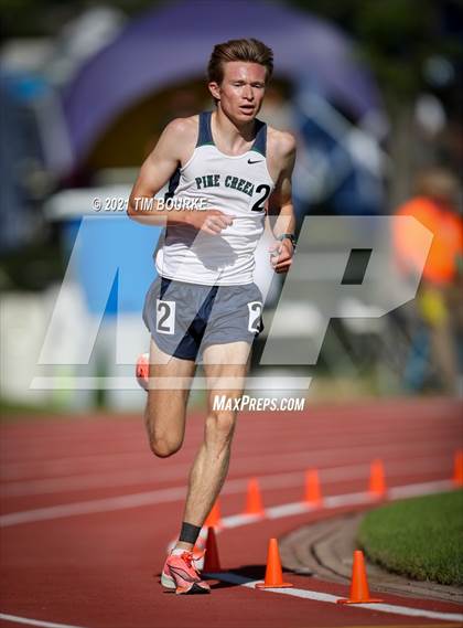 Thumbnail 3 in CHSAA 5A Championships (3200m Finals) photogallery.