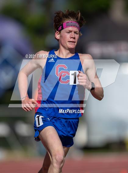 Thumbnail 2 in CHSAA 5A Championships (3200m Finals) photogallery.