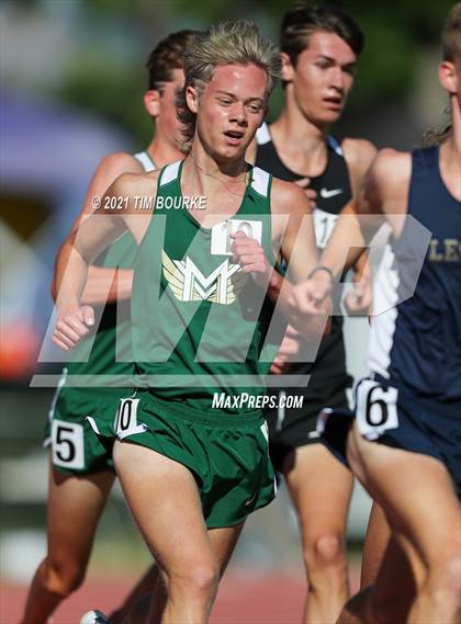 Thumbnail 2 in CHSAA 5A Championships (3200m Finals) photogallery.