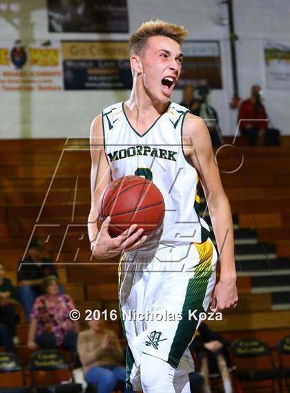 Thumbnail 3 in Moorpark vs. La Canada (Calabasas Showcase) photogallery.