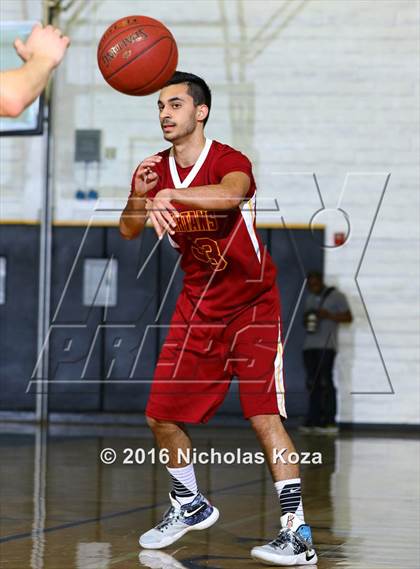 Thumbnail 3 in Moorpark vs. La Canada (Calabasas Showcase) photogallery.