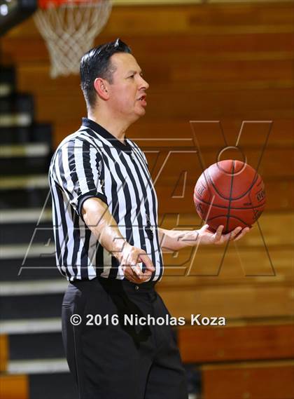 Thumbnail 2 in Moorpark vs. La Canada (Calabasas Showcase) photogallery.