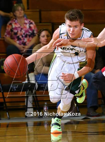 Thumbnail 3 in Moorpark vs. La Canada (Calabasas Showcase) photogallery.