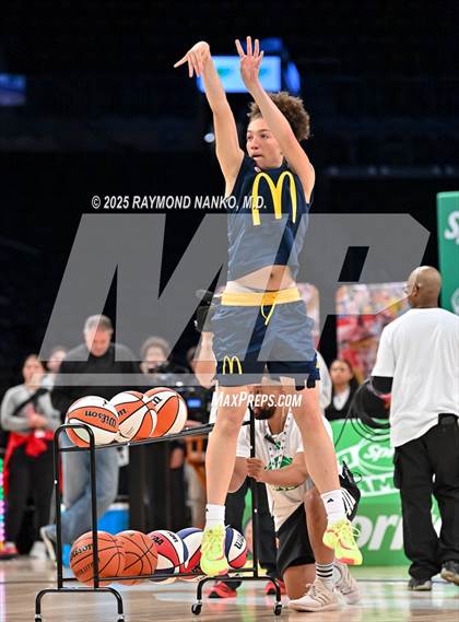 Thumbnail 3 in McDonald's All American Games (3 Point Shootout)   photogallery.