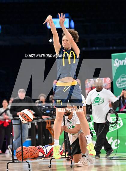Thumbnail 3 in McDonald's All American Games (3 Point Shootout)   photogallery.