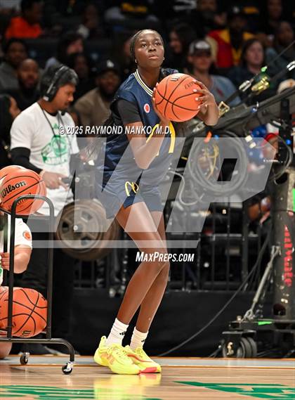 Thumbnail 1 in McDonald's All American Games (3 Point Shootout)   photogallery.