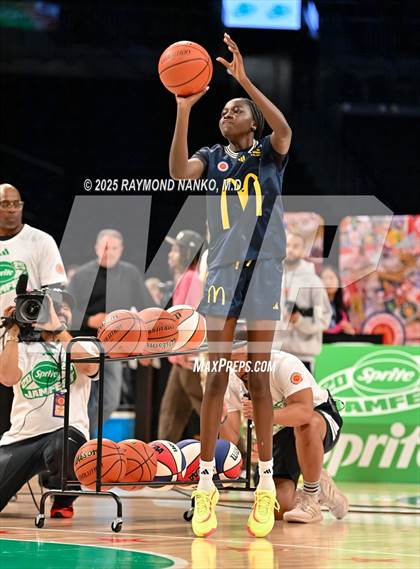 Thumbnail 1 in McDonald's All American Games (3 Point Shootout)   photogallery.