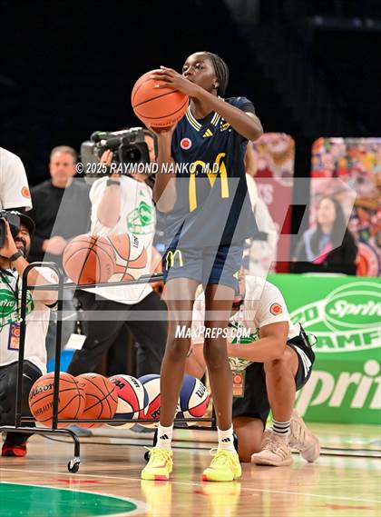 Thumbnail 1 in McDonald's All American Games (3 Point Shootout)   photogallery.