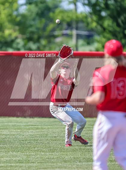 Thumbnail 1 in Anamosa @ Davenport West photogallery.