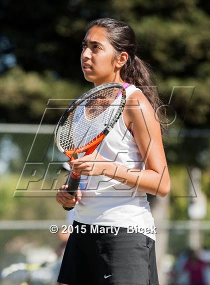 Thumbnail 1 in Enochs vs. Beyer photogallery.