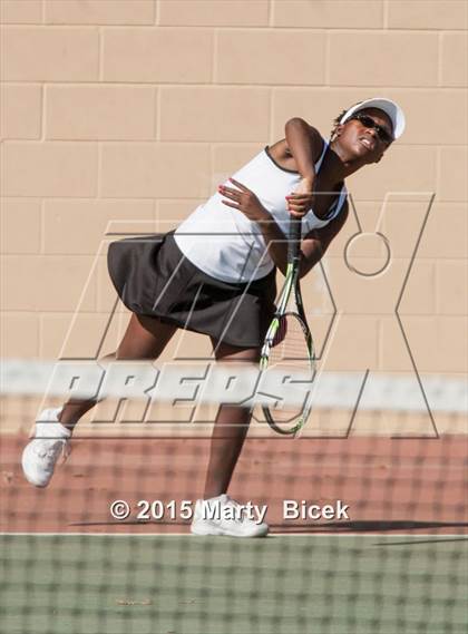 Thumbnail 3 in Enochs vs. Beyer photogallery.