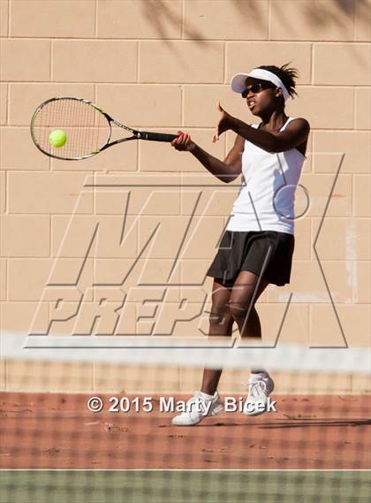 Thumbnail 3 in Enochs vs. Beyer photogallery.